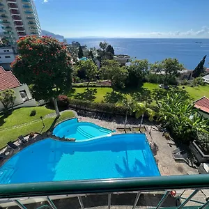 reids-gardens-oceanfront-2-bedroom-apartment.madeira-islandshotels.com/